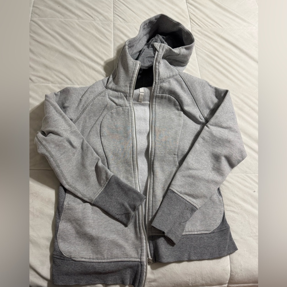 Gray lululemon scuba hoodie